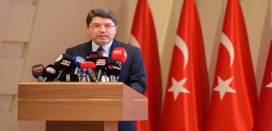 Bakan Tunç'tan kamuda torpil iddialarına yanıt: “Torpil yok, liyakat var”