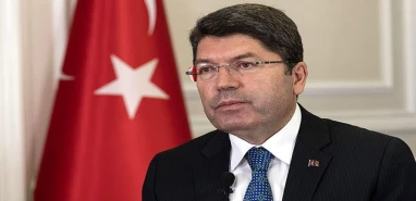 Bakan Tunç'tan işkence iddialarına yanıt: Tutuklu ve hükümlüler devletimize emanettir
