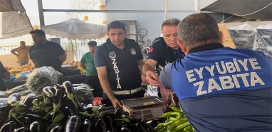 Eyyübiye’de pazar yerleri denetlendi