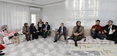Başkan Bucak ve Milletvekili Yazmacı’dan yaralı öğrencilere ziyaret