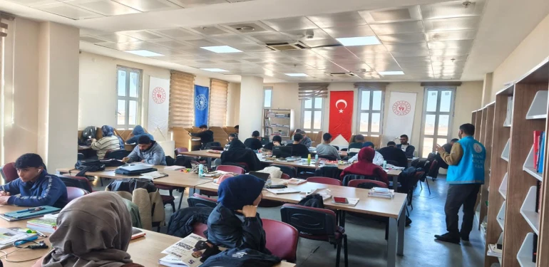 Akçakale’de Ramazan coşkusu gençlerle taçlandı