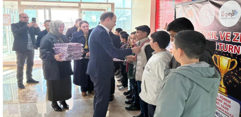 Zeka şampiyonları Siverek'te buluştu