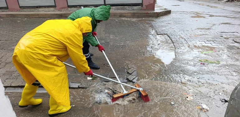 Viranşehir Belediyesi olumsuzluklara karşı önlemleri artırdı