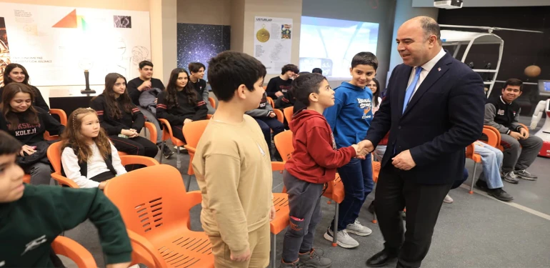 Karaköprü’de öğrencilerle bilim buluşması! El-Battani’nin mirası anlatıldı