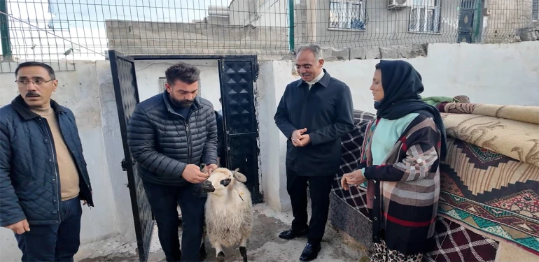 Eyyübiye’de bayram erken geldi! Binlerce aileye ulaşıldı