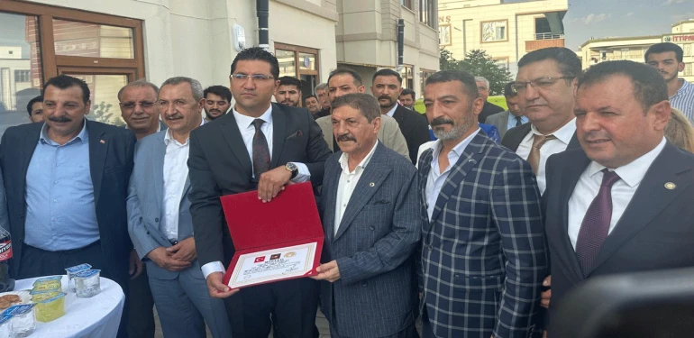Şanlıurfa'da MİSİAD'ın yeni başkanı mazbatasını aldı