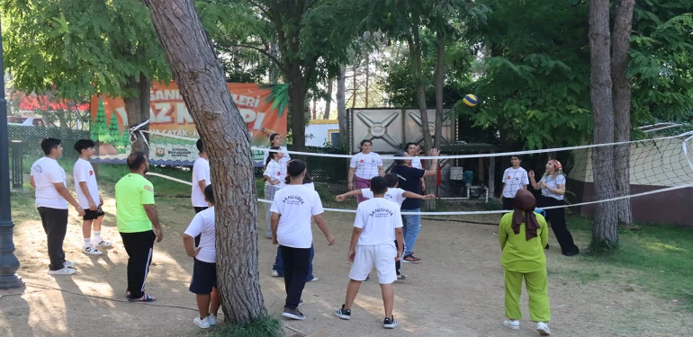 Şanlıurfa’da doğanın kaşifleri kampında renkli anlar