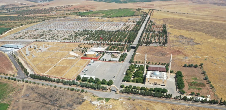 Şanlıurfa’da Yeni Asri Mezarlık yeni dönem! Sil baştan yenileniyor