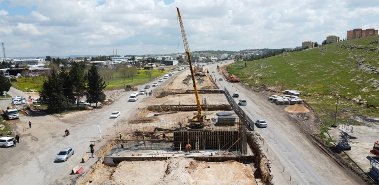 Şanlıurfa'da yılların trafik çilesi tarihe karışıyor! İşte dev projede son durum...