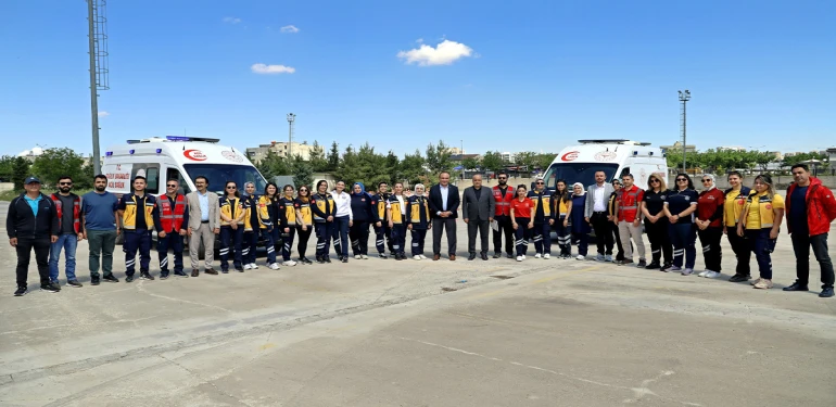 Türkiye’de bir ilk Şanlıurfa’da! 21 kadın sağlıkçı, ambulans…