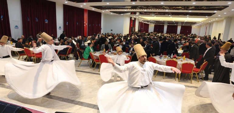 Başkan Kuş'tan vefa iftarında anlamlı çağrı!