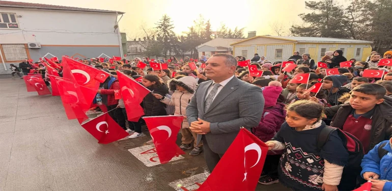 Viranşehir’de ikinci dönem heyecanı: 63 bin öğrenci ders başı yaptı