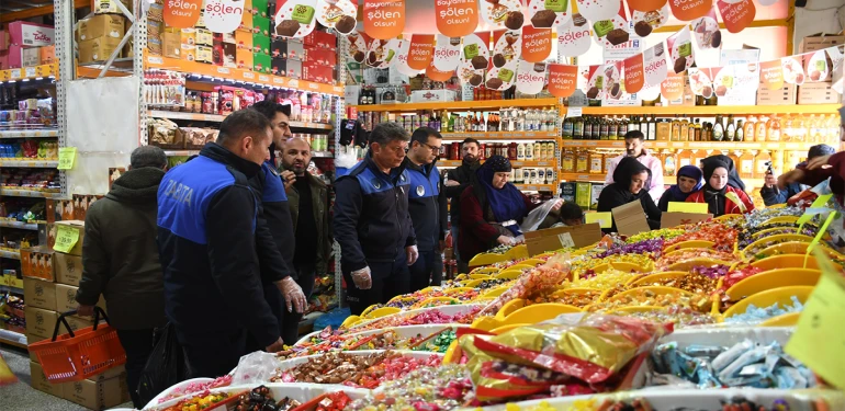Şanlıurfa’da bayram öncesi denetim! Tarihi geçen ürüne satış yasağı