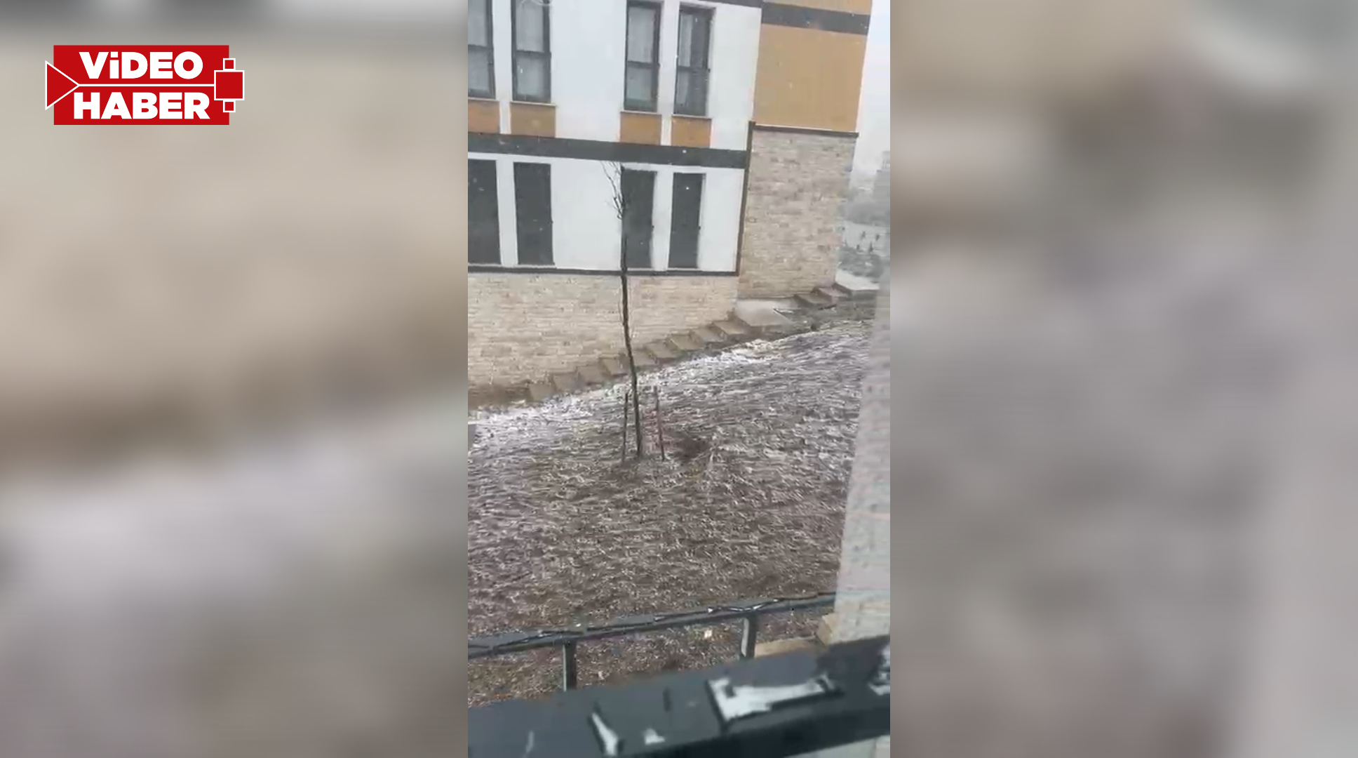 Şanlıurfa'da Maşuk'ta yağmur Aşuk'ta kar