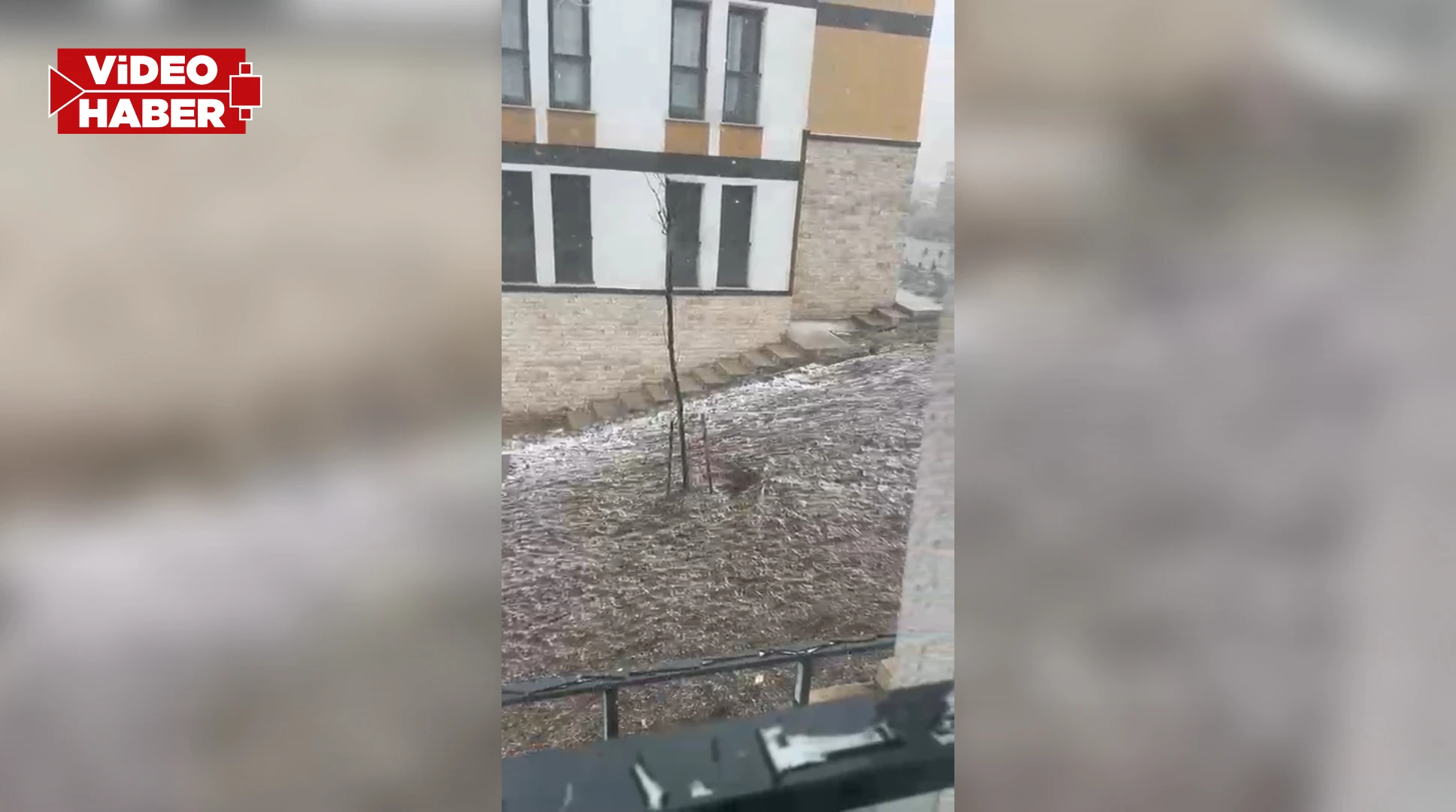 Şanlıurfa'da Maşuk'ta yağmur Aşuk'ta kar