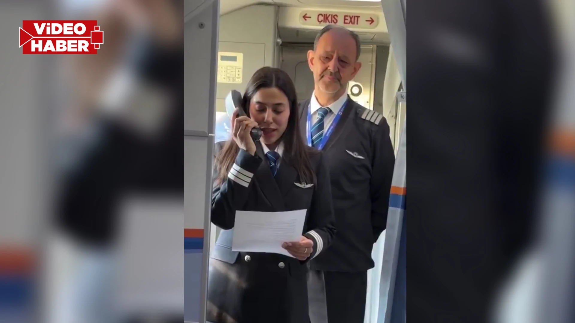 42 yıllık pilot son uçuşunu Şanlıurfa’dan kızıyla yaptı!