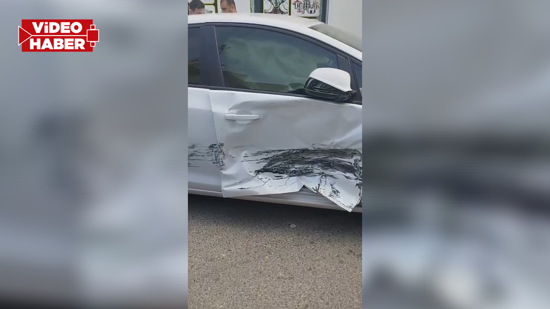 Şanlıurfa'da otomobiller çarpıştı: Maddi hasar oluştu