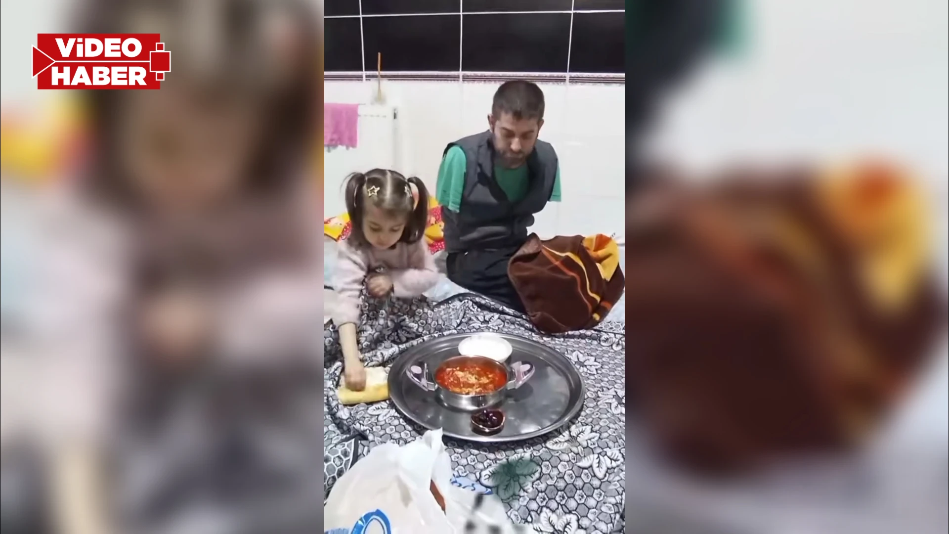 Şanlıurfa'da küçük kızın babasına olan şefkati takdir topladı