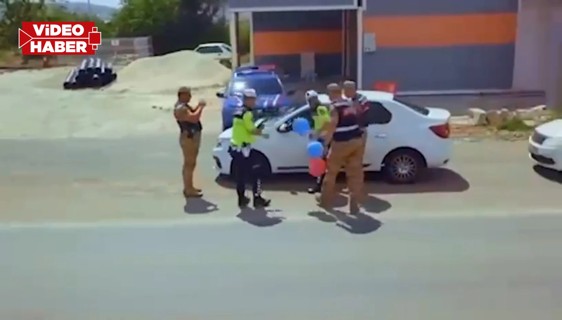 Şanlıurfa’da bayram trafiğine drone destekli sıkı takip