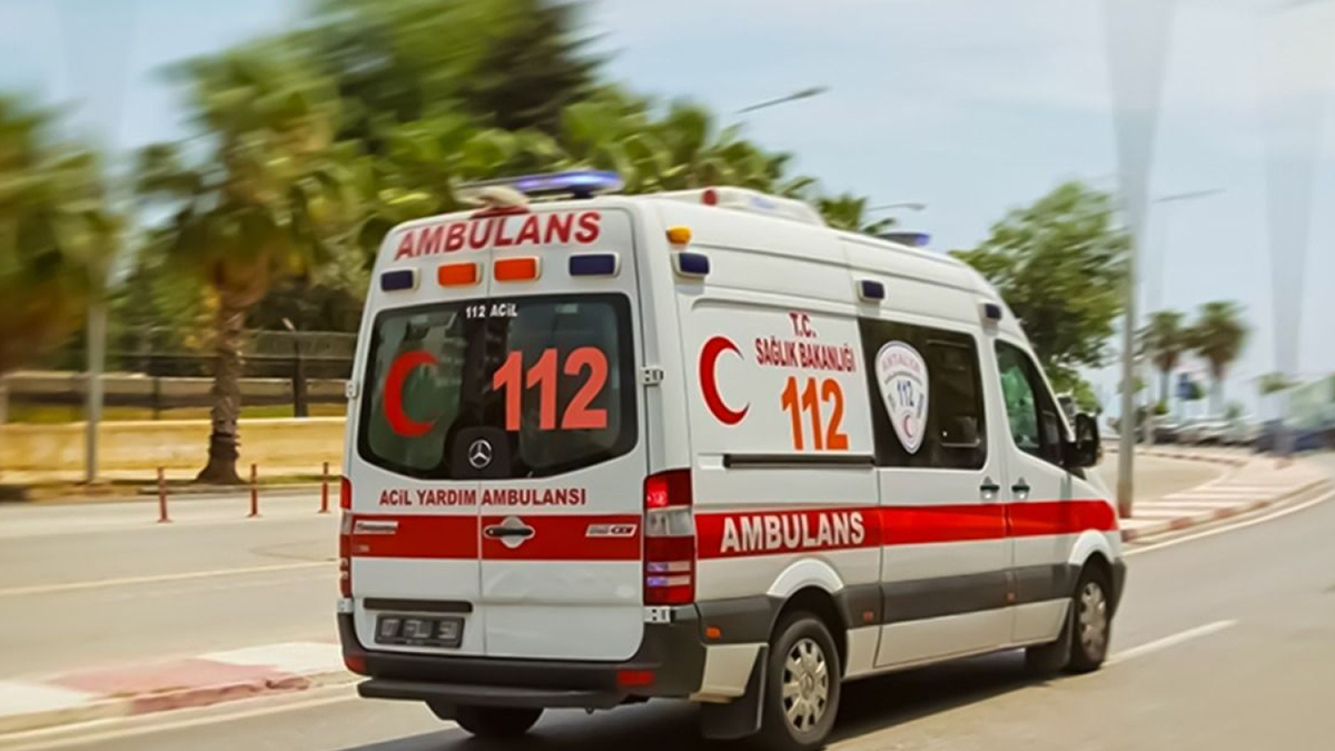 Şanlıurfa’da otomobil ile motosiklet çarpıştı: Yaralı var…