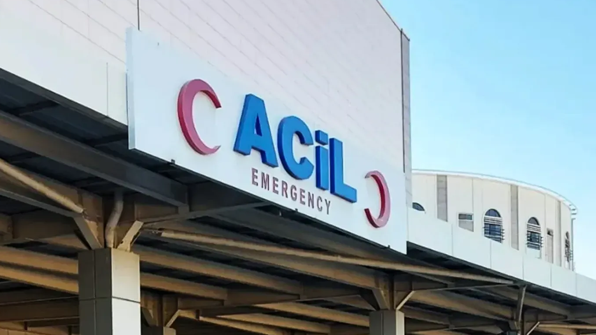 Şanlıurfa’da iki otomobil çarpıştı! Sürücü yaralandı…