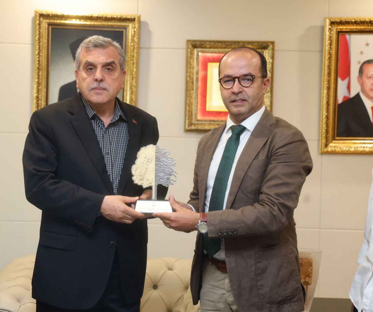 Büyükşehir’e “En yeşil ofis” ödülü