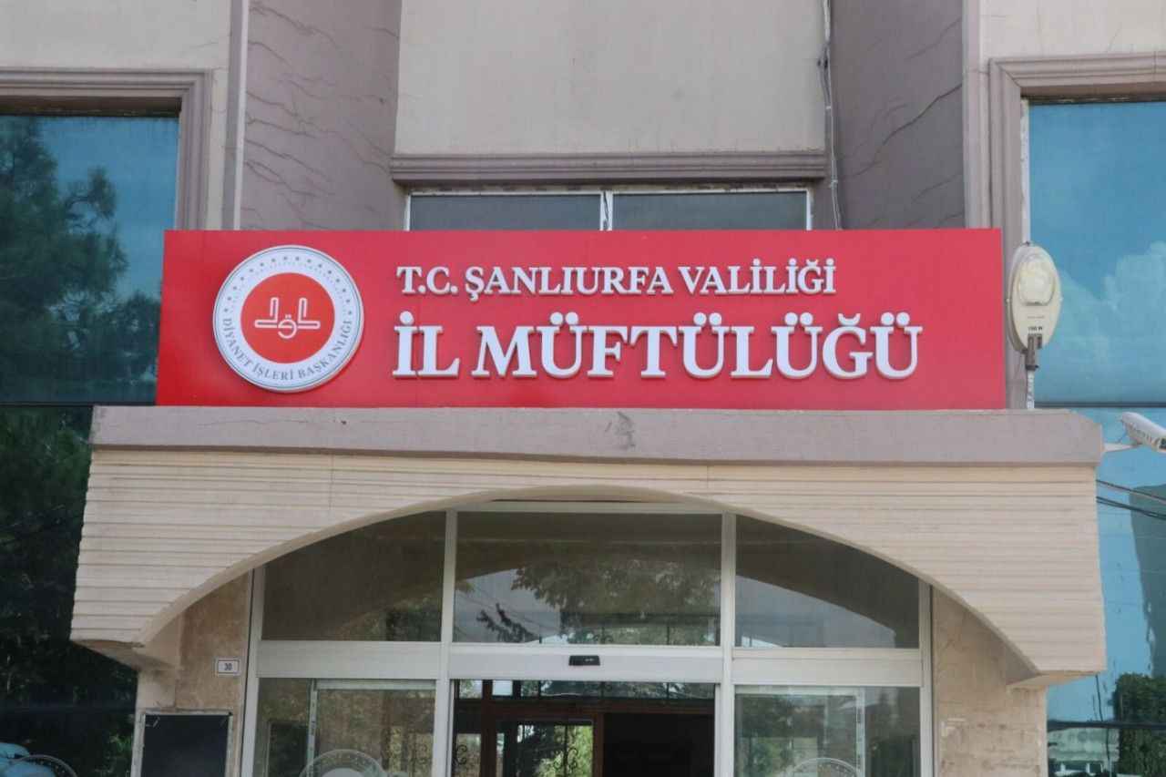 Şanlıurfa Müftülüğü öğretmen ve öğrenciler için umre kayıtlarını almaya başladı