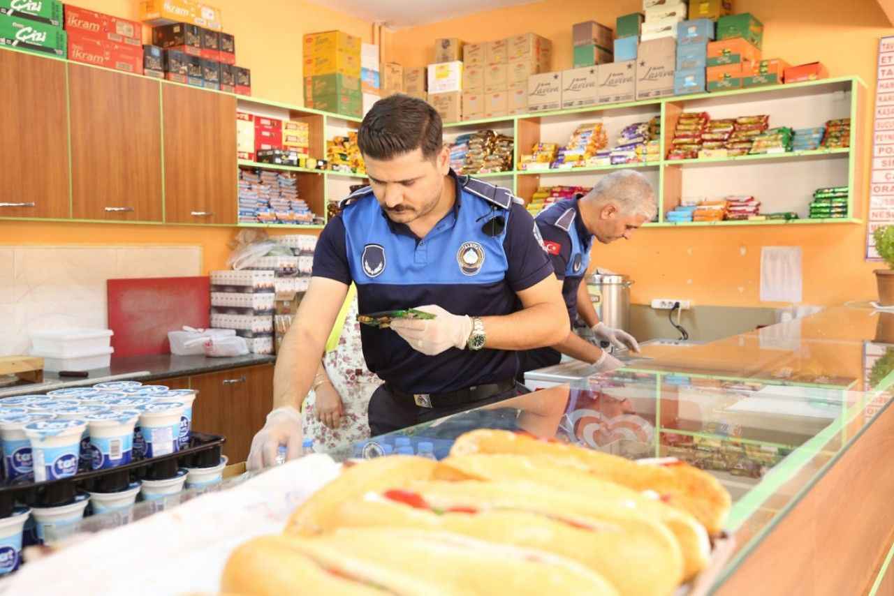Belediye ekiplerden okul kantinlerine denetim