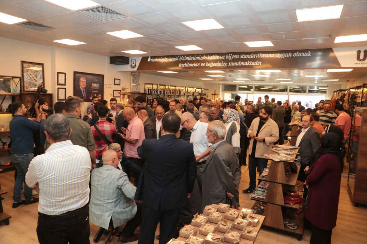 Urfa Yöresel Ürünler Mağazası hizmete sunuldu
