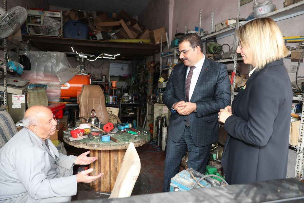 Canpolat ve Kaymakam Çetin sanayi esnafıyla iç içe