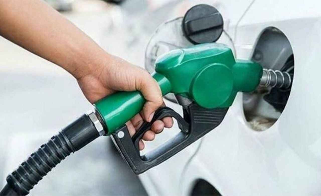 Benzine zam geliyor