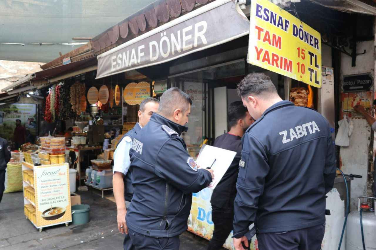Büyükşehir zabıtasından tarihi bölgede denetim!