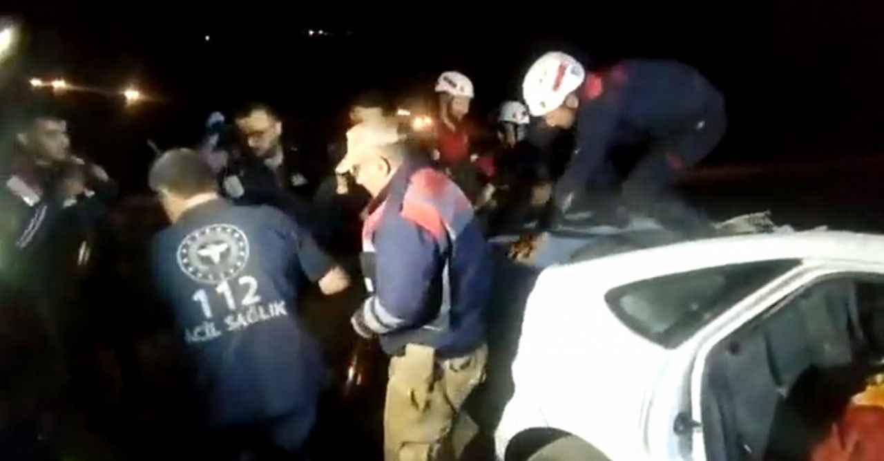 Urfa-Suruç yolunda korkunç kaza! 2 ölü -EK