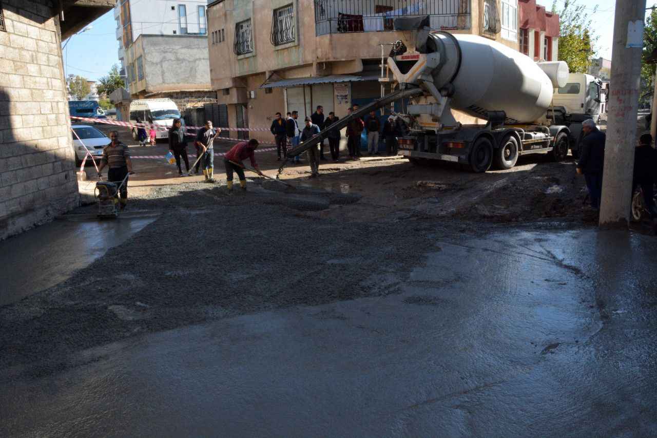 Siverek’te deforme olan yollar revize edildi