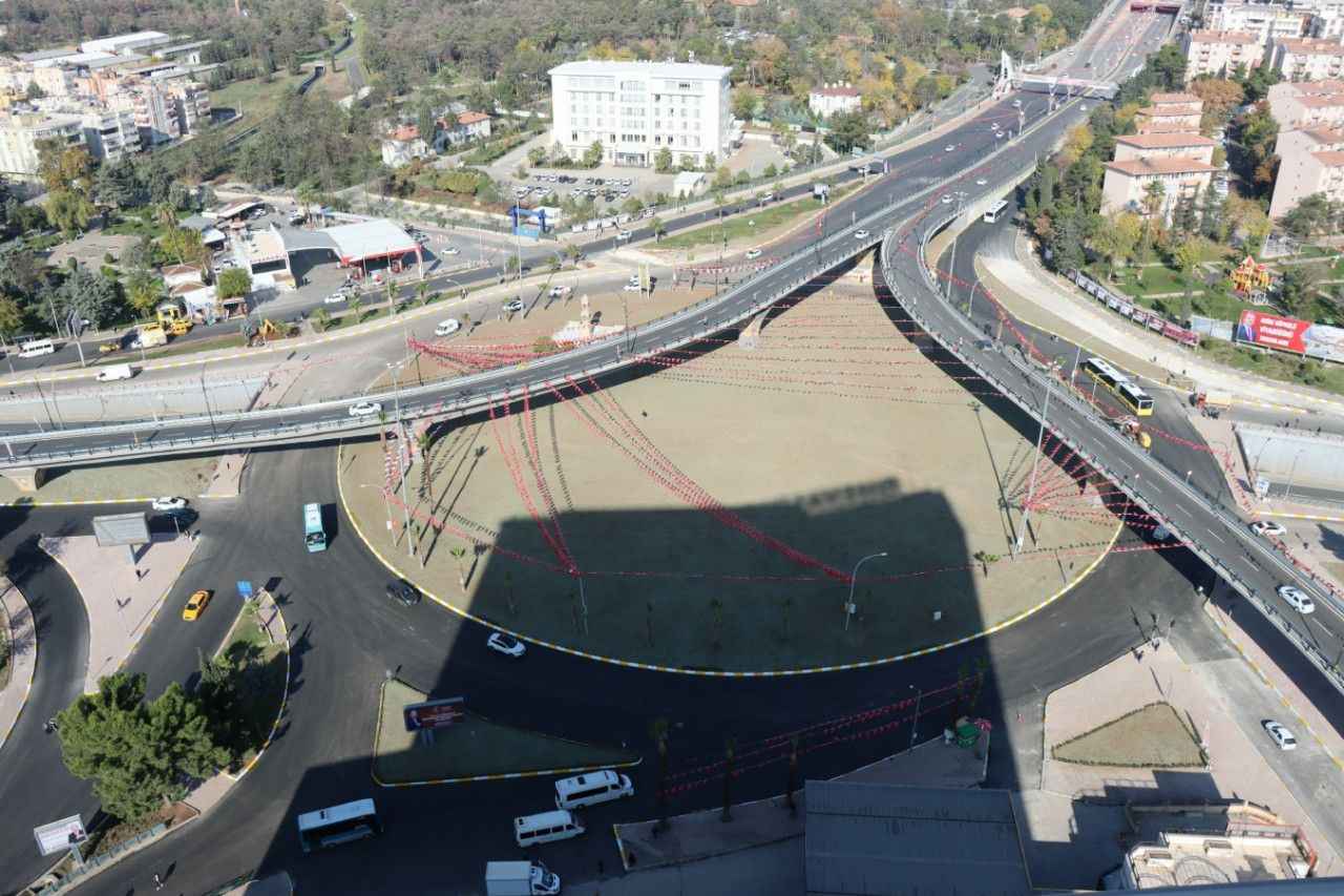 Abide Köprülü Kavşağı kent trafiğini rahatlattı