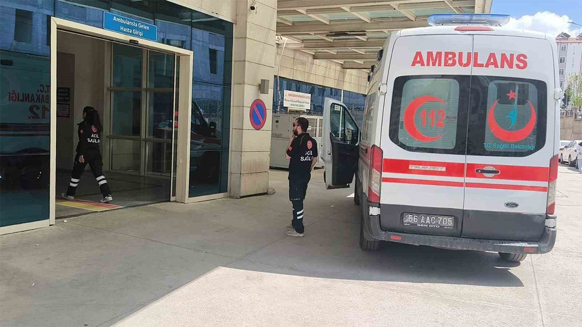 119 öğrenci aynı şikayetle hastaneye kaldırıldı