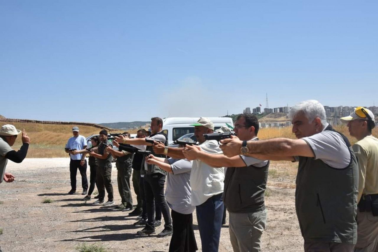 Şanlıurfa Orman Bölge Müdürlüğü personeline silah eğitimi