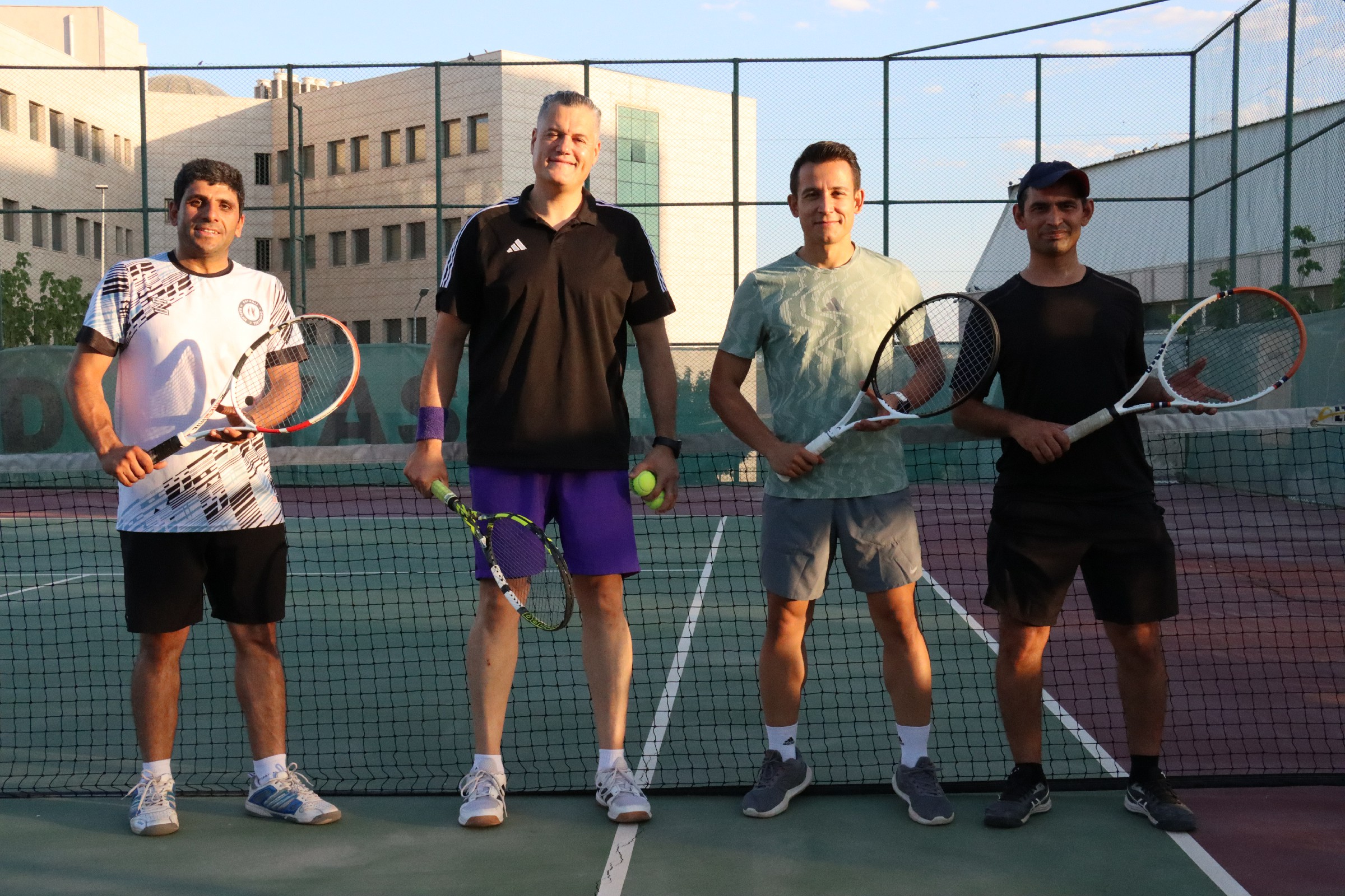 Büyükşehir’den anlamlı tenis turnuvası