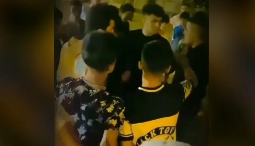 Urfa'da bıçaklı saldırı kamerada