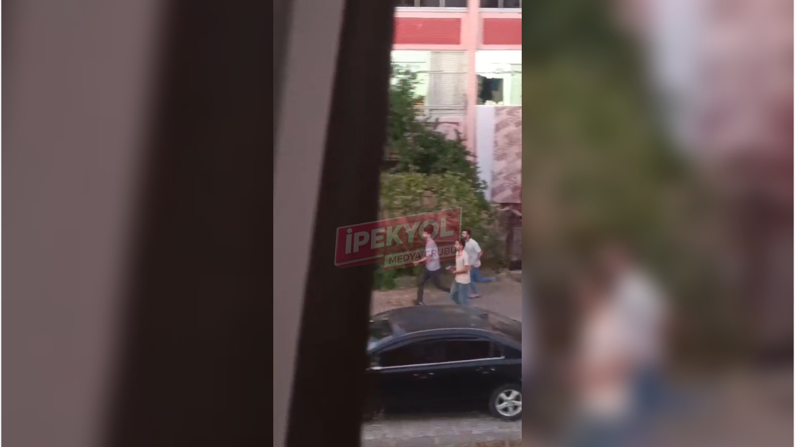 Şanlıurfa'da 'boşanma' kavgası sokağa taştı: Yaralılar var...