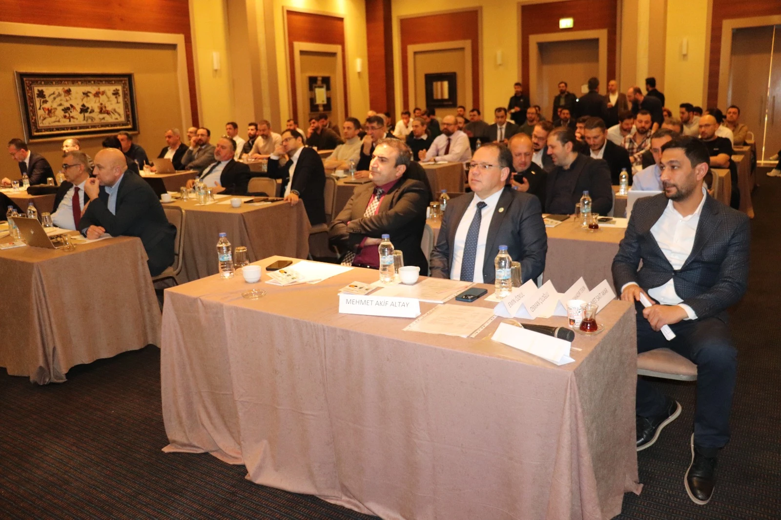 Bölgede bir ilk! Urfa o toplantıya ev sahipliği yaptı