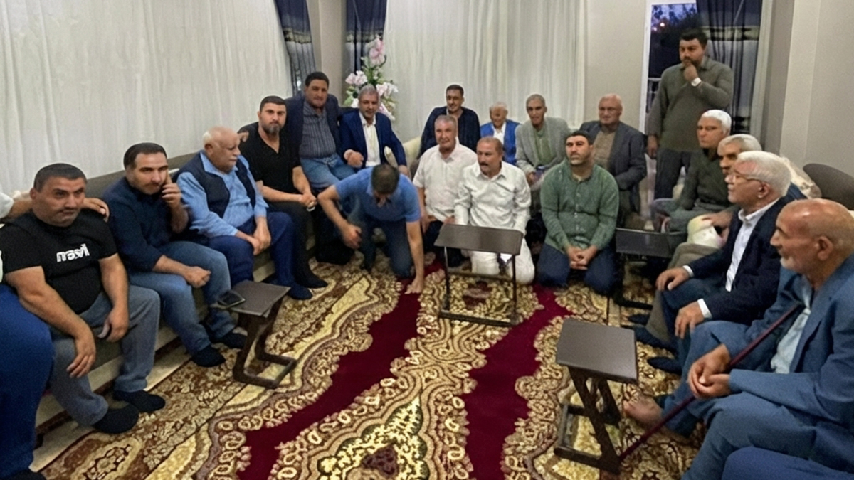 Şanlıurfa’da iki aile arasındaki gerginlik tatlıya bağlandı