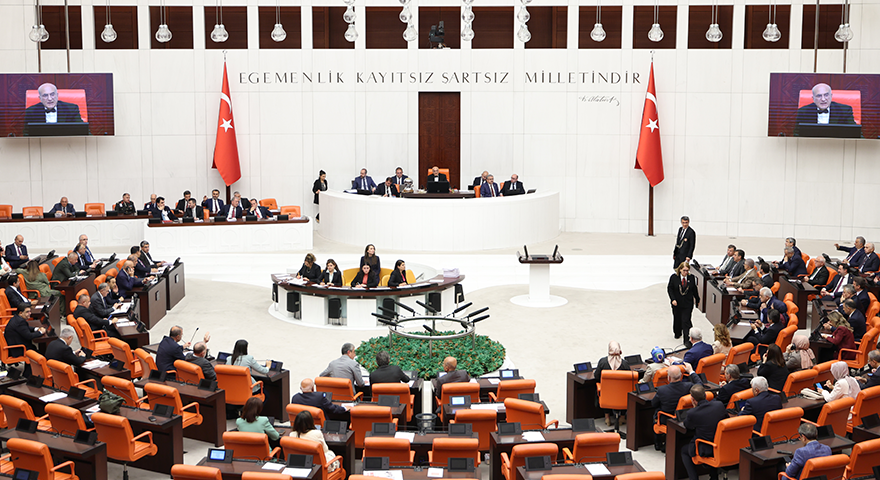 TSK ile ilgili düzenlemeleri de içeriyor... Kanun teklifi Meclis'te kabul edildi