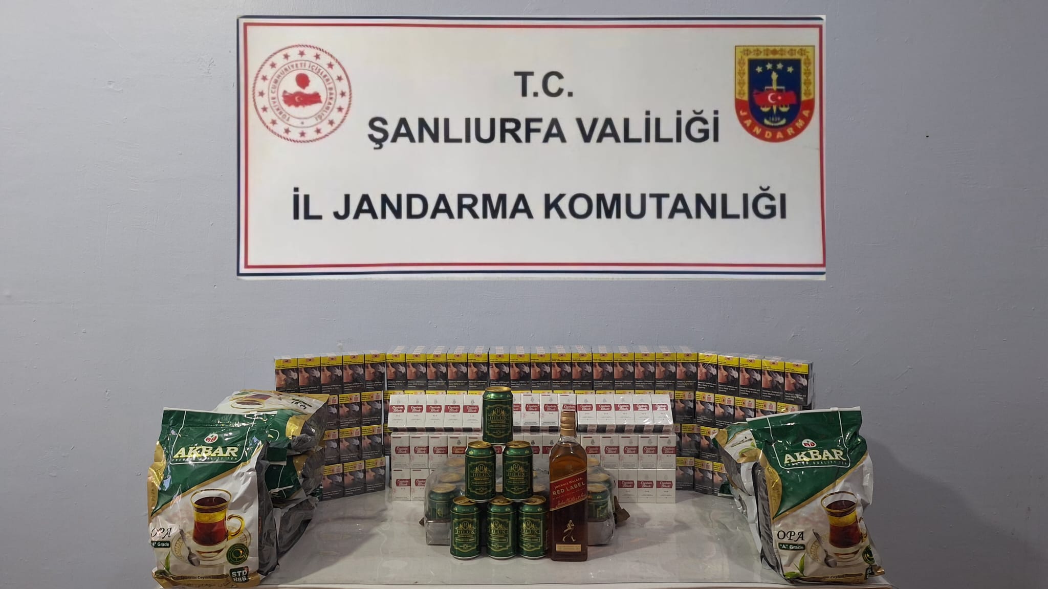 Viranşehir’de kaçak tütün ve alkol operasyonu