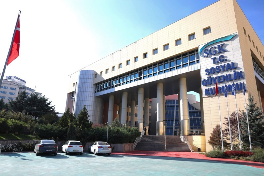 SGK'den dul maaşı açıklaması: Kadın-erkek ayrımı yok
