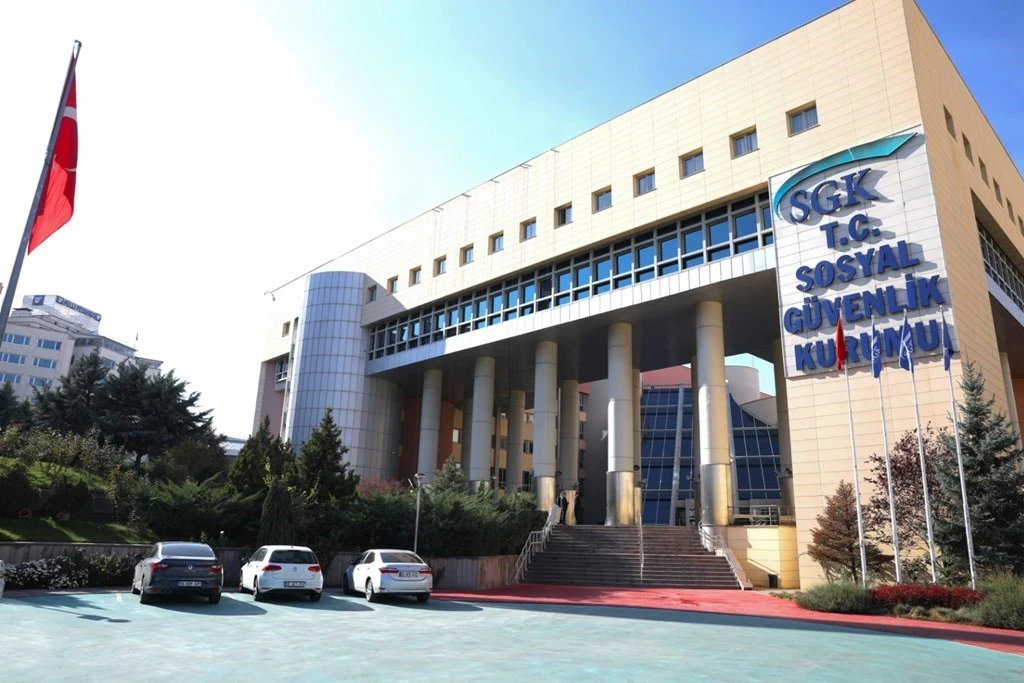 SGK'den dul maaşı açıklaması: Kadın-erkek ayrımı yok