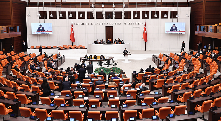 Covid-19 düzenlemesi kabul edildi! Deprem suçluları kapsam dışı...