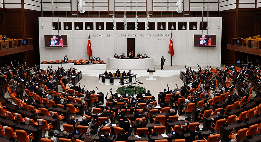 Meclis olağanüstü toplandı! Gazze Tezkeresi Meclis'te kabul edildi