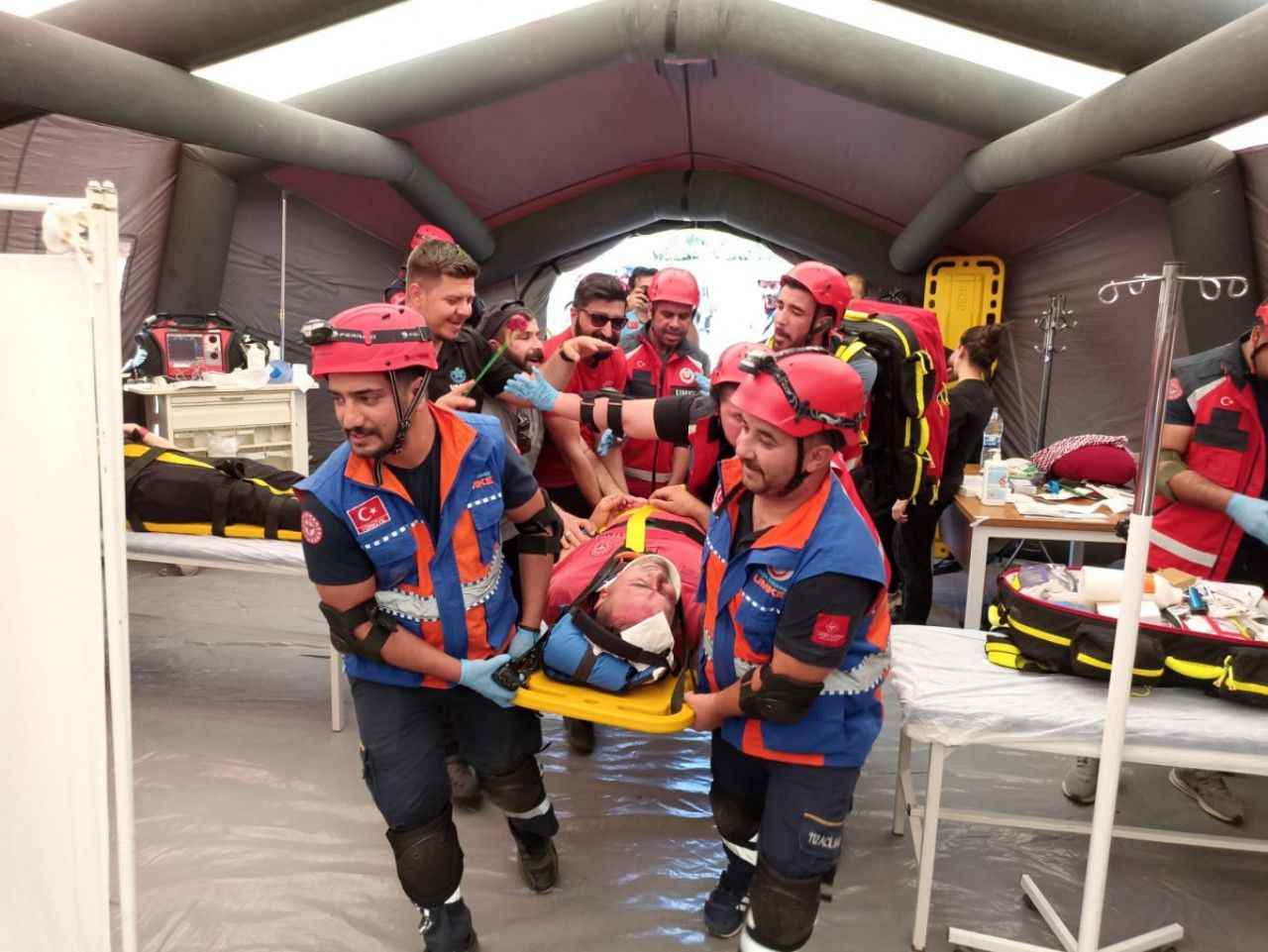 UMKE’den gerçeğini aratmayan tatbikat!