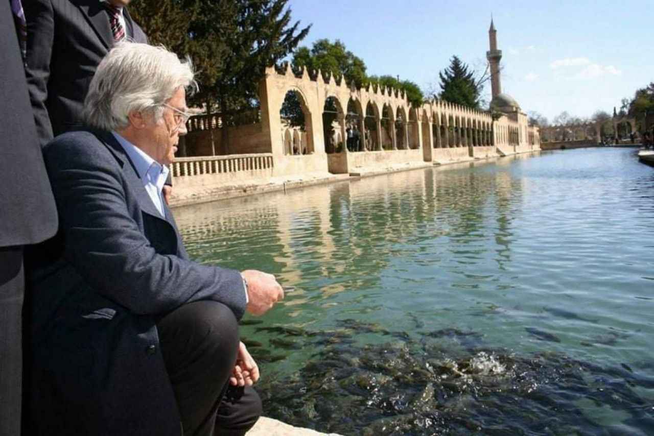 Yeşilçam'ın ustası Cüneyt Arkın hayatını kaybetti